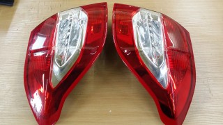 LAMPY TYLNE L+P CITROEN C4 1.6 HDI 112KM 2013r