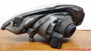 Lampa przednia prawa RENAULT TRAFIC VIVARO MOVANO