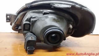 Lampa przednia prawa RENAULT TRAFIC VIVARO MOVANO