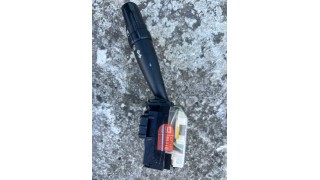 MANETKA KIEROWNICY TOYOTA AVENSIS 84140-05110 L93 